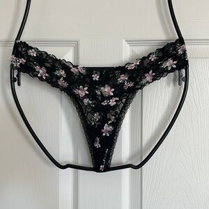 💖Victoria’s Secret Panty Thong